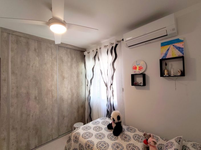 Image No.14-3 Bed House for sale