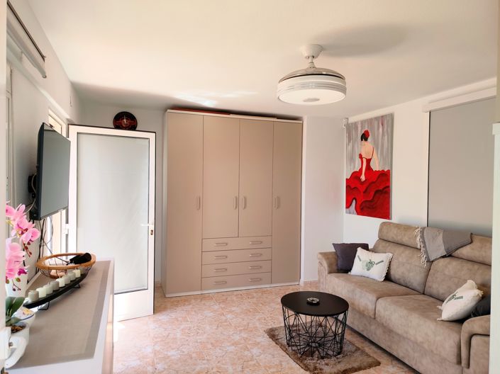 Image No.20-3 Bed House for sale