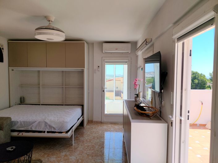 Image No.22-3 Bed House for sale