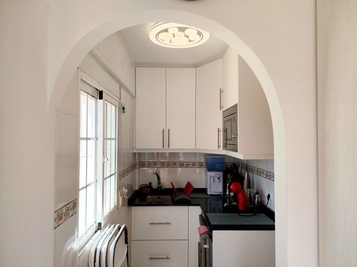Image No.25-3 Bed House for sale