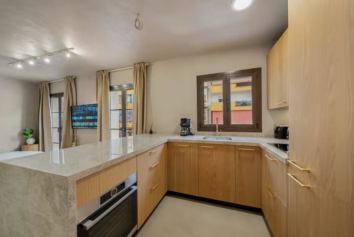 Image No.6-3 Bed Apartment for sale