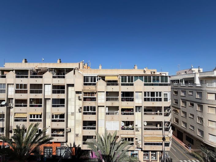 Image No.39-Penthouse de 2 chambres à vendre à Torrevieja