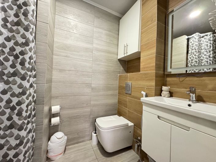 Image No.22-2 Bed Apartment for sale