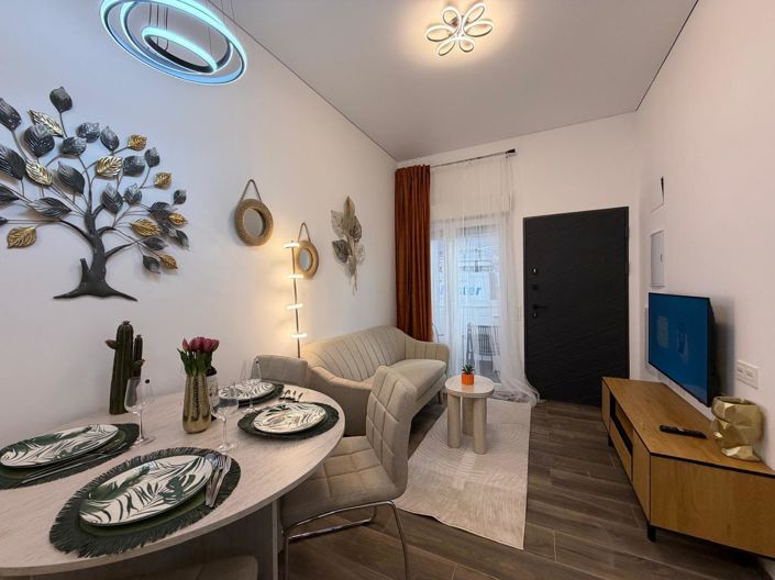 Image No.12-2 Bed Apartment for sale
