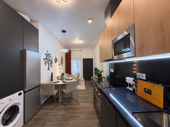 Image No.20-2 Bed Apartment for sale