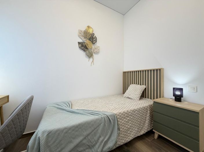 Image No.34-2 Bed Apartment for sale