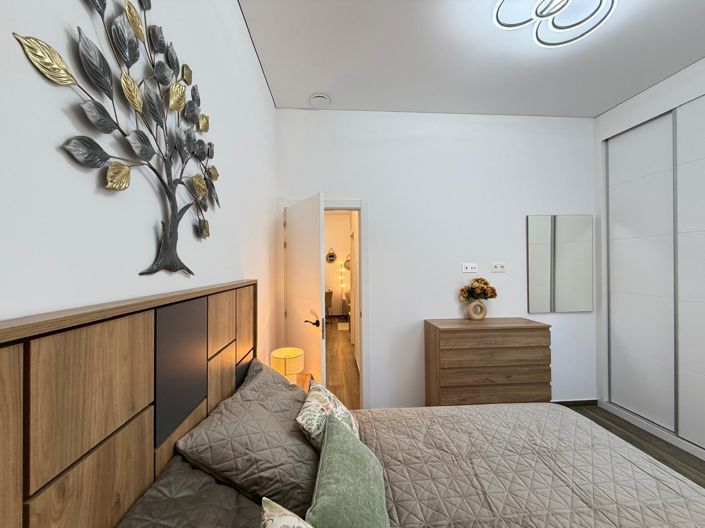 Image No.40-2 Bed Apartment for sale