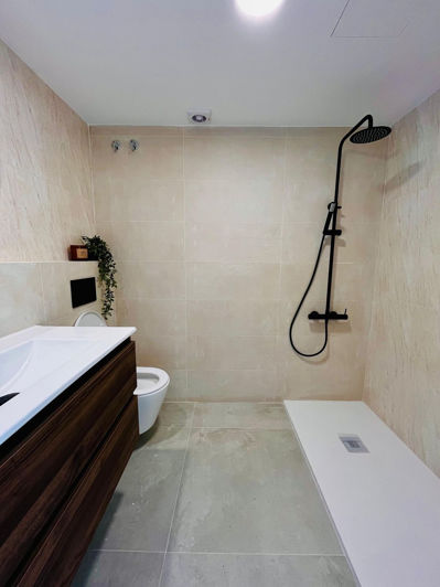 Image No.21-2 Bed Apartment for sale