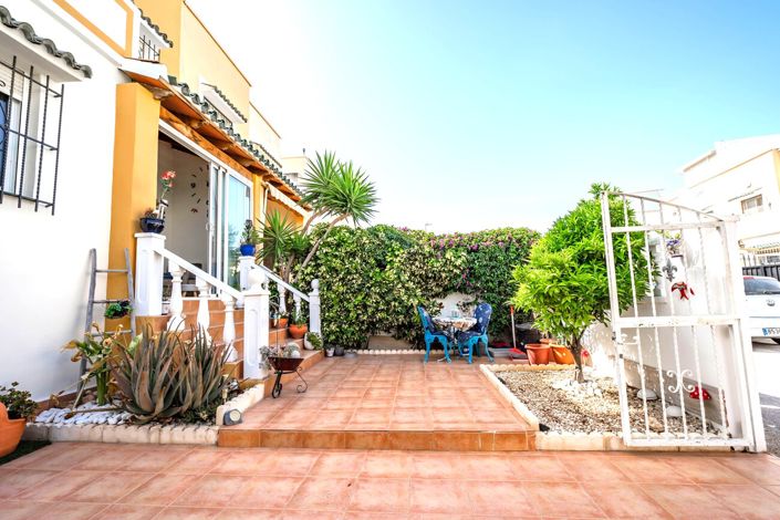 Image No.7-3 Bed House for sale