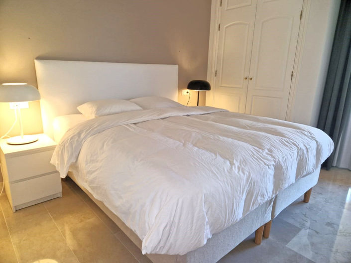Image No.19-Appartement de 2 chambres à vendre à Elviria