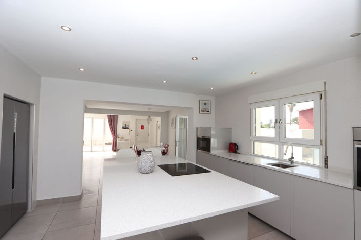 Image No.14-4 Bed House for sale