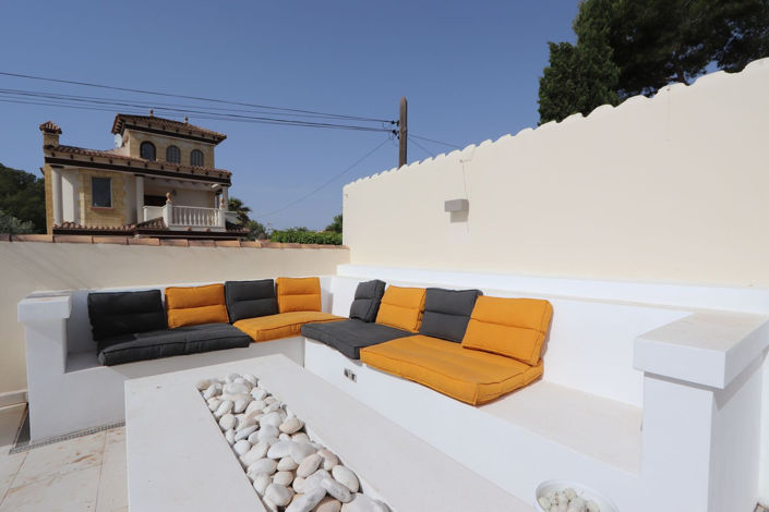 Image No.30-4 Bed House for sale