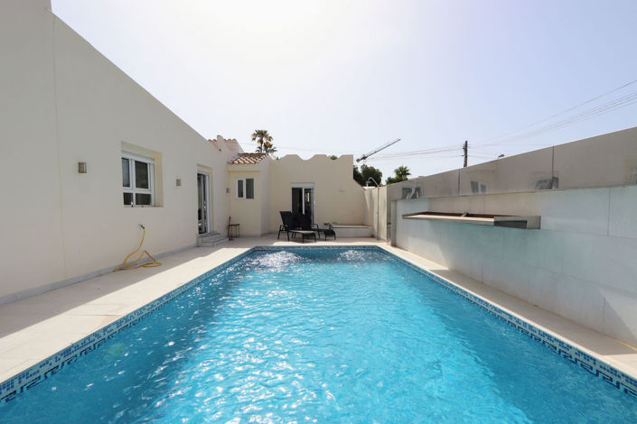 Image No.38-4 Bed House for sale