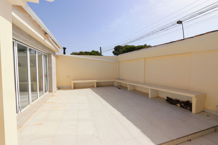 Image No.39-4 Bed House for sale