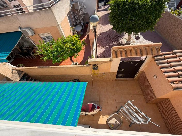Image No.15-3 Bed House for sale