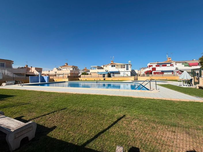 Image No.39-3 Bed House for sale