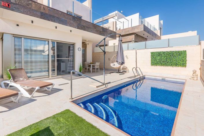 Image No.11-3 Bed Villa for sale