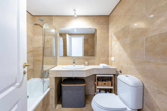 Image No.15-2 Bed Apartment for sale