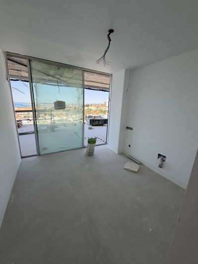 Image No.30-2 Bed Property for sale