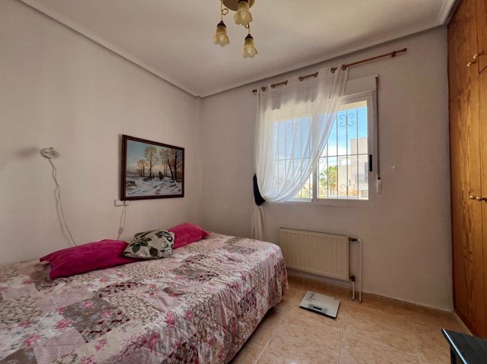 Image No.29-3 Bed House for sale