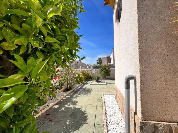 Image No.3-3 Bed House for sale