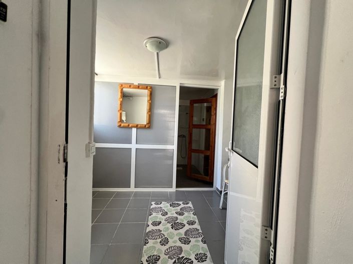 Image No.41-3 Bed House for sale