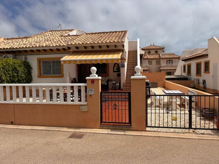 Image No.40-2 Bed House for sale
