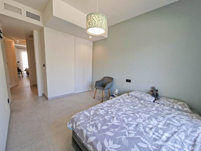 Image No.16-2 Bed Apartment for sale