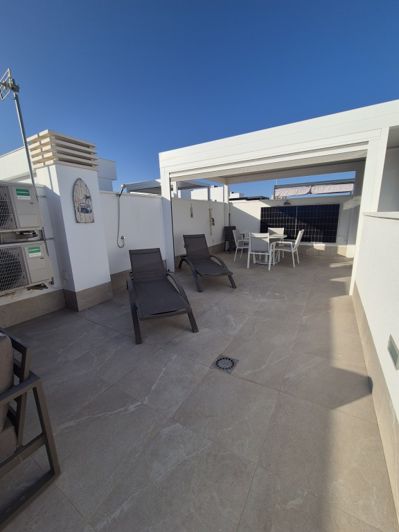 Image No.16-3 Bed Townhouse for sale
