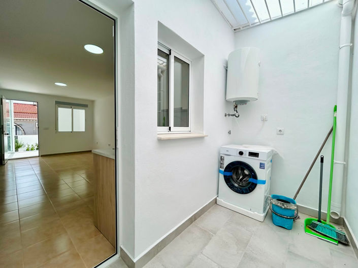 Image No.17-2 Bed Townhouse for sale