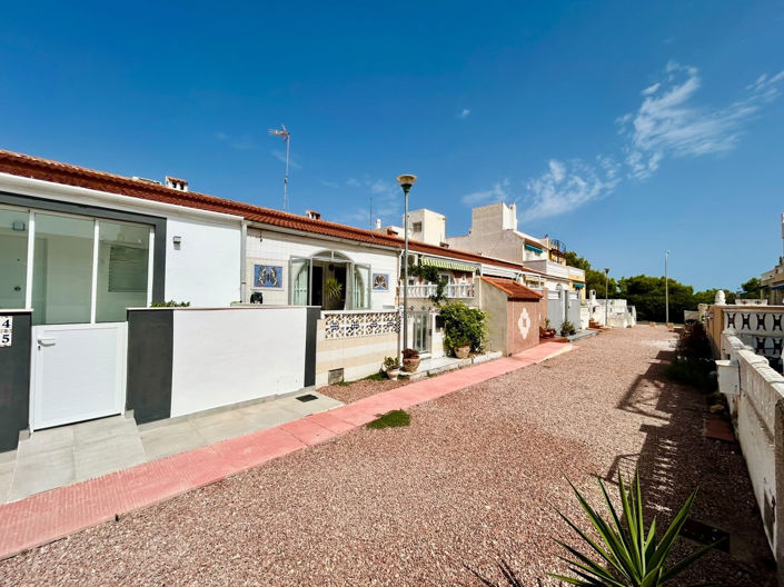Image No.4-2 Bed Townhouse for sale