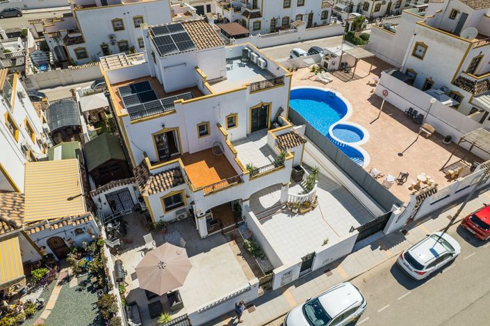 Image No.3-3 Bed House for sale