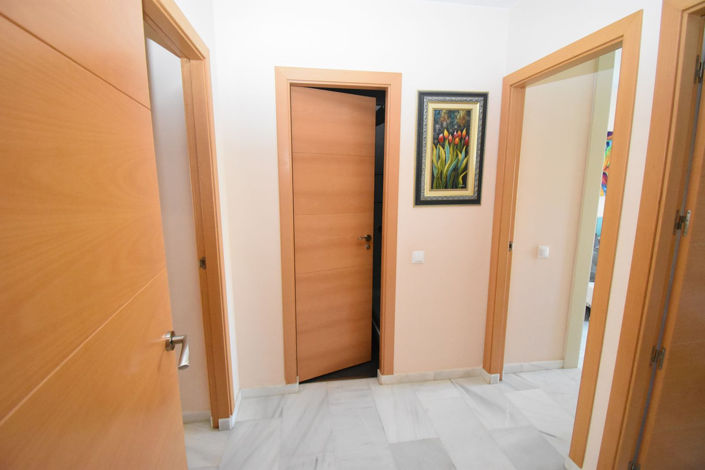 Image No.15-4 Bed Apartment for sale