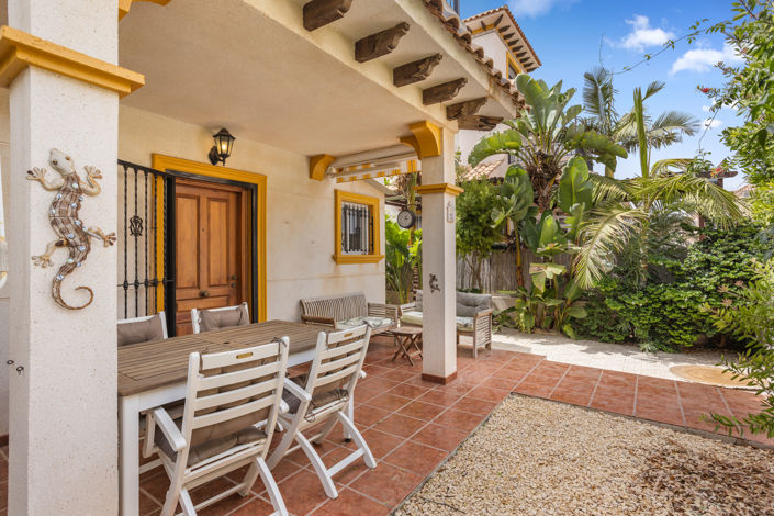 Image No.5-2 Bed House for sale