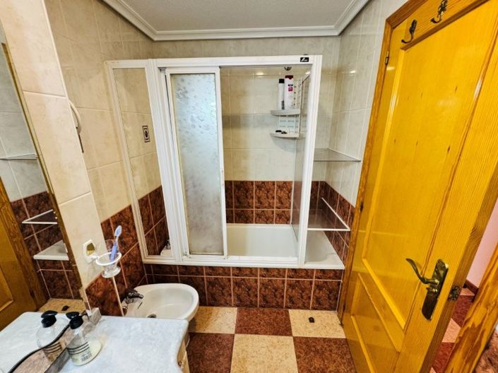 Image No.8-2 Bed Apartment for sale