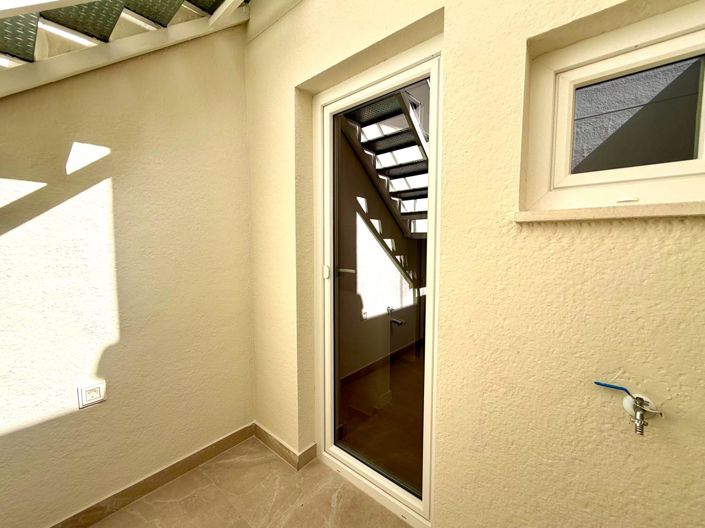 Image No.31-3 Bed Villa for sale