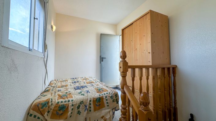 Image No.24-2 Bed Townhouse for sale