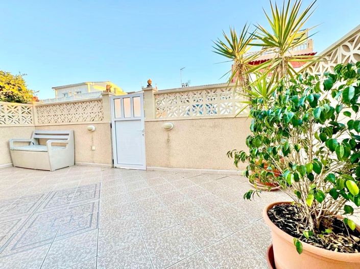 Image No.3-3 Bed Townhouse for sale