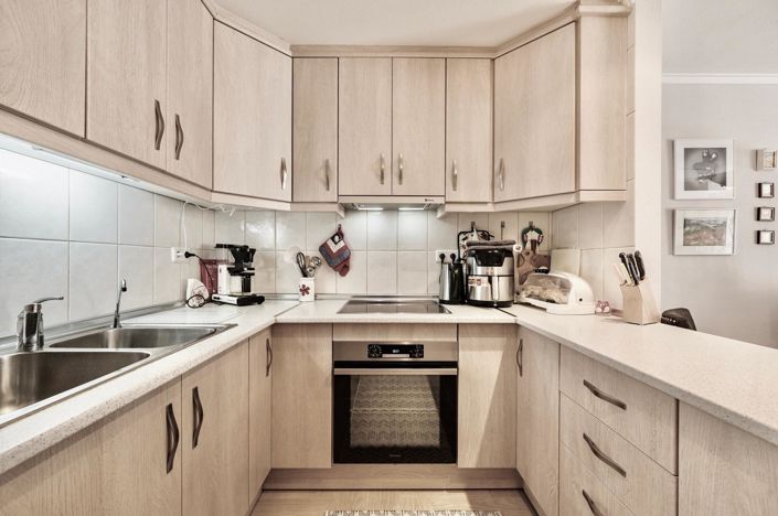 Image No.8-3 Bed Townhouse for sale