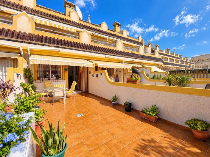 Image No.3-3 Bed Townhouse for sale
