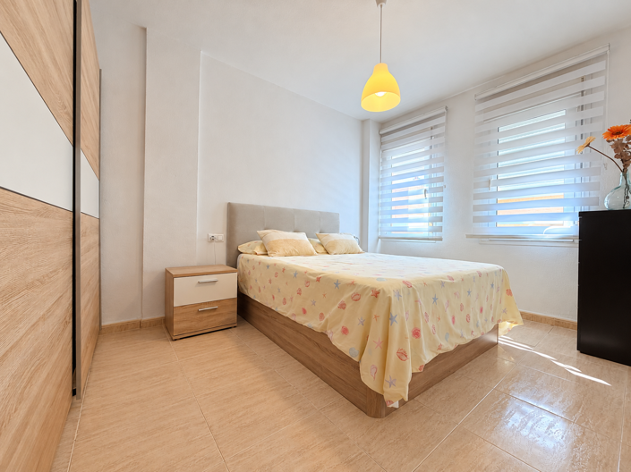 Image No.12-3 Bed House for sale