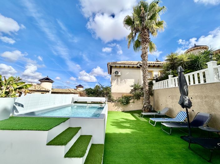 Image No.45-4 Bed Villa for sale