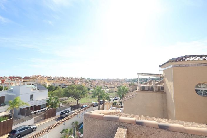 Image No.16-3 Bed Villa for sale