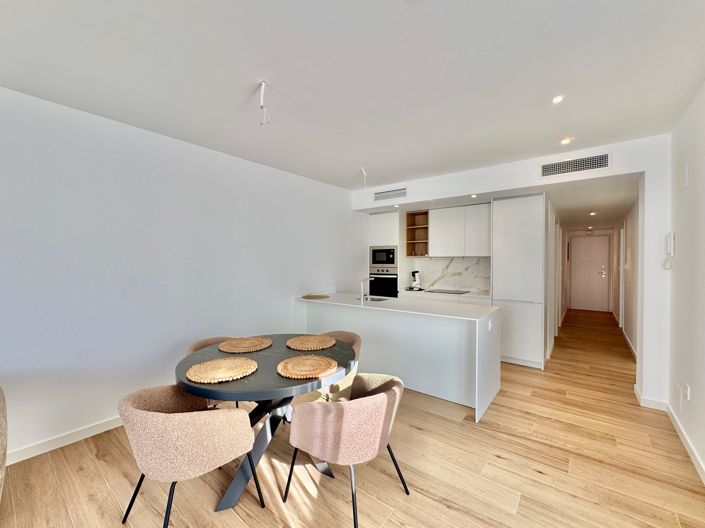 Image No.17-3 Bed Apartment for sale