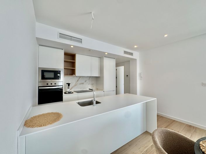 Image No.19-3 Bed Apartment for sale