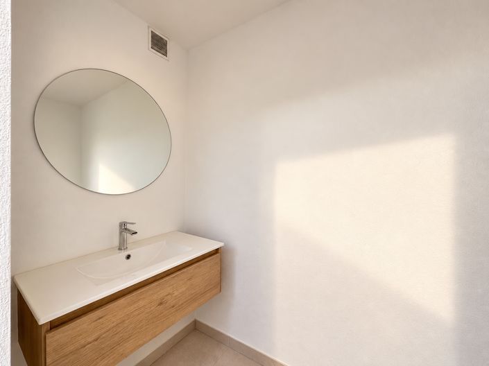 Image No.33-3 Bed Apartment for sale