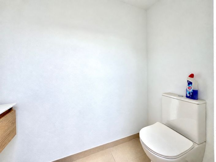 Image No.34-3 Bed Apartment for sale