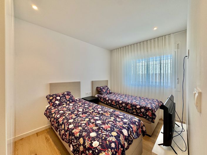 Image No.8-3 Bed Apartment for sale