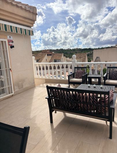 Image No.8-3 Bed Townhouse for sale