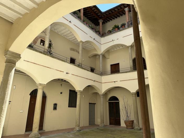 Image No.24-4 Bed Apartment for sale